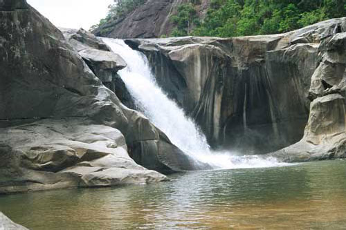 Phú Yên - Xứ sở biển xanh, mây trắng, cảnh sắc đẹp hơn cả trên phim ảnh