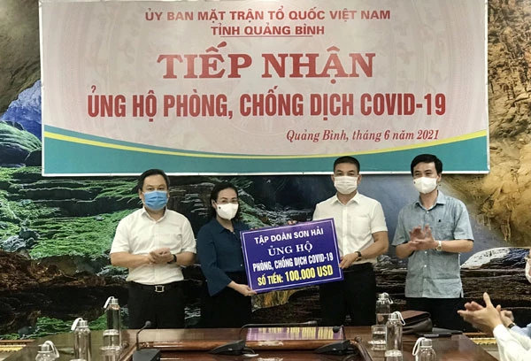 Hưởng ứng lời kêu gọi ủng hộ phòng chống dịch covid-19, tập đoàn Sơn Hải đã ủng hộ số tiền 100.000 USD