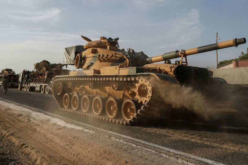 Nga: Phiến quân Syria đang đưa dân quân và xe bọc thép ra mặt trận