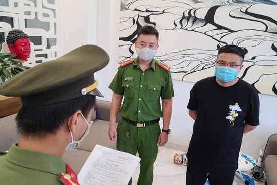 Khởi tố 2 đối tượng tổ chức cho người khác nhập cảnh trái phép