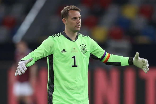 Thủ môn: Manuel Neuer (Đức).