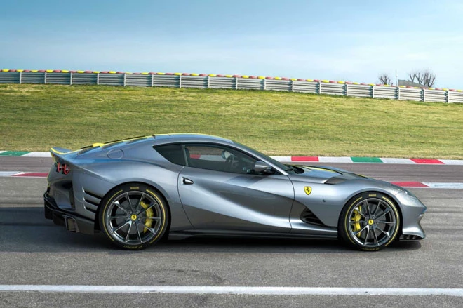 3. Ferrari 812 Competizione.