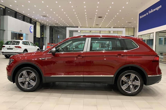 Đánh giá xe SUV 7 chỗ sử dụng động cơ tăng áp, giá từ 1,899 tỷ đồng tại Việt Nam