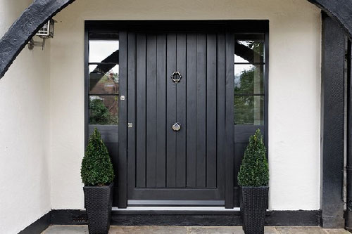 4 màu sơn cửa dễ phá hỏng phong thủy căn nhà, thầy phong thủy khuyên tránh xa