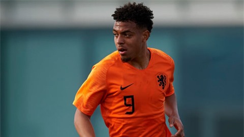 Dortmund nhắm tuyển thủ Hà Lan, mở đường cho Sancho đến MU