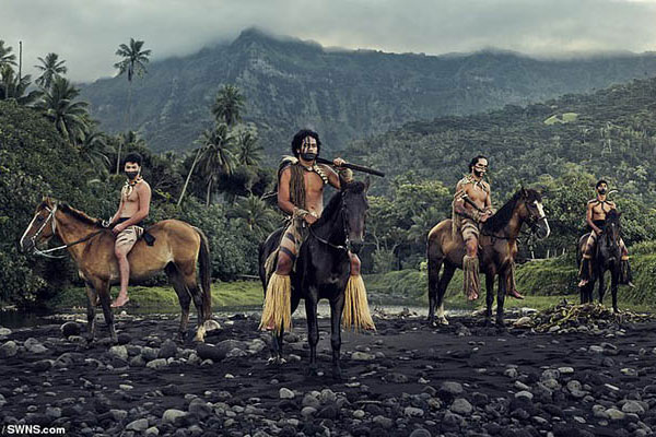 Những hình ảnh tuyệt đẹp về bộ lạc biệt lập nhất thế giới