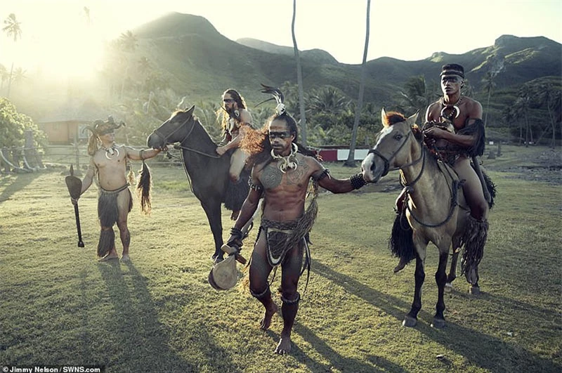 Những hình ảnh tuyệt đẹp về bộ lạc biệt lập nhất thế giới 5