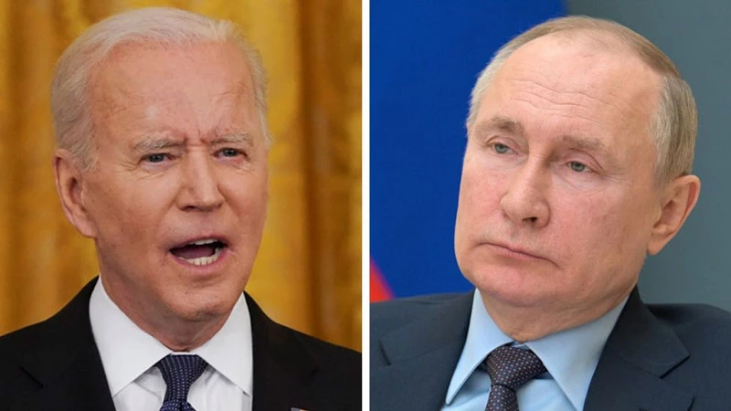 Tổng thống Biden và Tổng thống Putin (phải)
