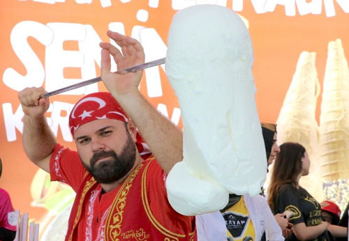 Đậu phụ 'mọc lông', kem không chảy và những đặc sản mang tên lạ