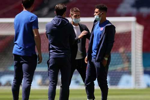 Vì sao Sancho và Chilwell không được đăng ký ở trận Anh vs Croatia?