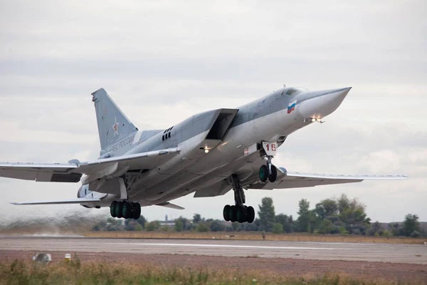 DNVN - Trong trường hợp leo thang mới ở Syria, Nga sẵn sàng sử dụng máy bay ném bom Tu-22M3.