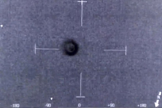 Cảnh sát xứ Wales phát hiện vật thể bí ẩn, nghi là UFO