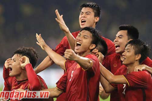 Nhà tài trợ Hưng Thịnh treo thưởng lớn nếu ĐT Việt Nam đạt kết quả tốt trước UAE