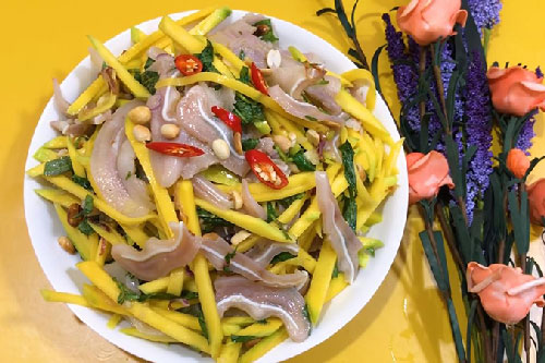 Mách bạn cách làm gỏi cóc tai heo giòn ngon sần sật