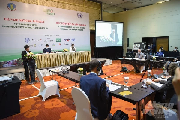Đối thoại quốc gia lần thứ nhất về Hệ thống lương thực thực phẩm Việt Nam được tổ chức theo hình thức trực tiếp và trực tuyến.