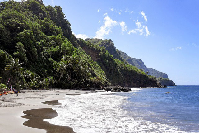 Kỳ lạ hòn đảo khiến ai cũng cao hơn khi sống ở đây, kể cả người trưởng thành