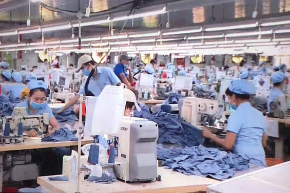 Thủ tướng yêu cầu bảo đảm việc làm, nâng cao mức sống người lao động