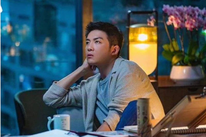 Sáng dậy bị đau đầu nên tôi đành nghỉ làm, ai ngờ vì thế mà phát hiện ra một bí mật khó tin ngay trong nhà mình