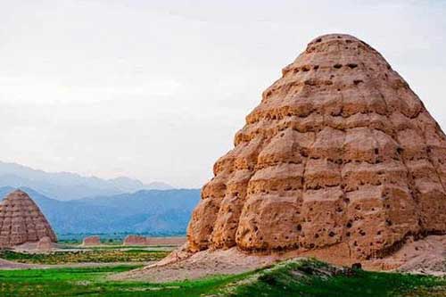 Kim tự tháp được phát hiện ở Trung Quốc gây kinh ngạc cả thế giới: Được dùng để làm gì?