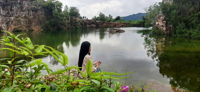 Xanh biếc hồ Tà Pạ - 'tuyệt tình cốc' của miền Tây