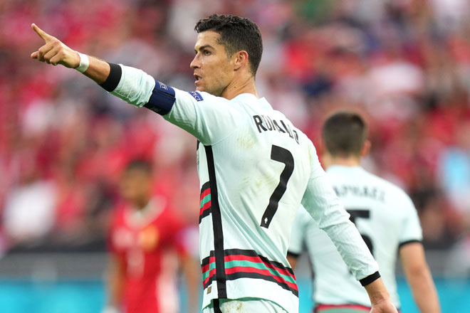 Ronaldo lập nên hàng loạt kỷ lục tại EURO