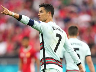 Ronaldo lập nên hàng loạt kỷ lục tại EURO