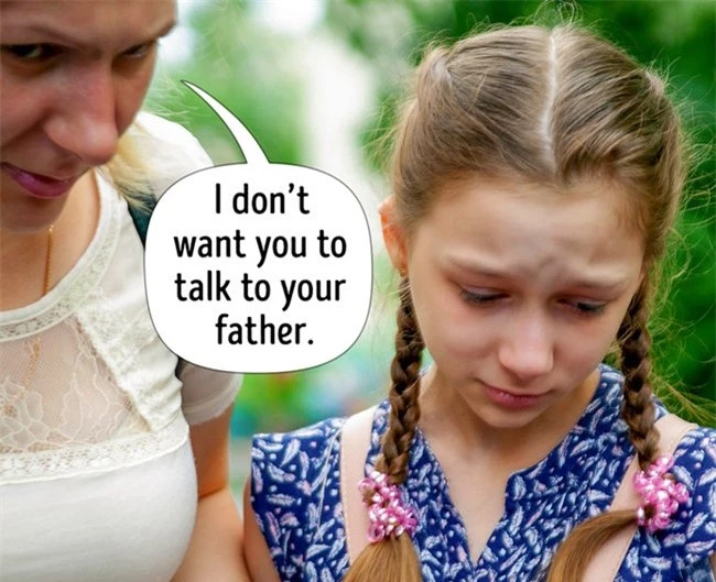 9 sai lầm cha mẹ mắc phải sau ly hôn hủy hoại tương lai con trẻ