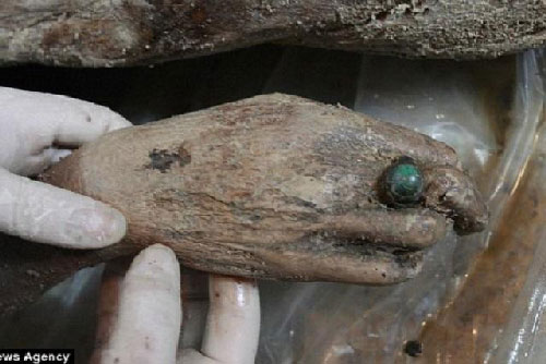 Bí ẩn xung quanh xác ướp 700 năm tuổi của người phụ nữ Trung Quốc