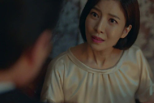 Cái tát trong cơn nóng giận khiến vợ bỏ đi giữa đêm, lúc về trong trạng thái say khướt nhưng cảnh tượng diễn ra ngoài cửa mới khiến người chồng sợ hãi