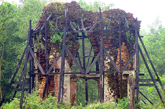 Những chuyện kỳ bí về Phật viện ngàn năm tuổi