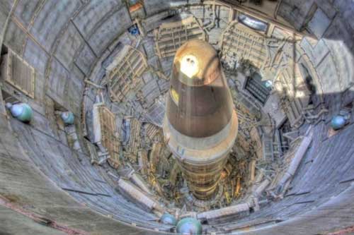 Tên lửa hạt nhân trên tàu ngầm hay trong silo nguy hiểm hơn