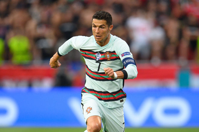Cristiano Ronaldo: Kẻ chinh phục những kỷ lục