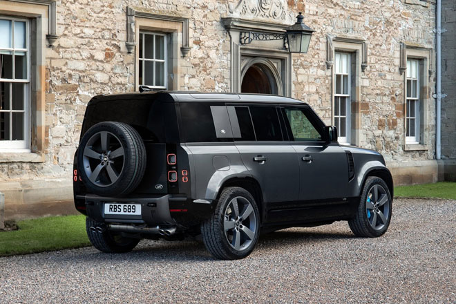 Top 10 xe hơi động cơ V8 đáng sở hữu nhất năm 2021