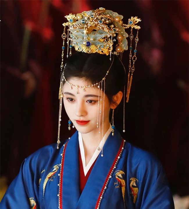 Hoàng hậu dùng thân thế cao quý giúp chồng lên ngôi, sau bị phế truất vì mối tình đồng tính tai tiếng nhất lịch sử Trung Hoa phong kiến - Ảnh 3.