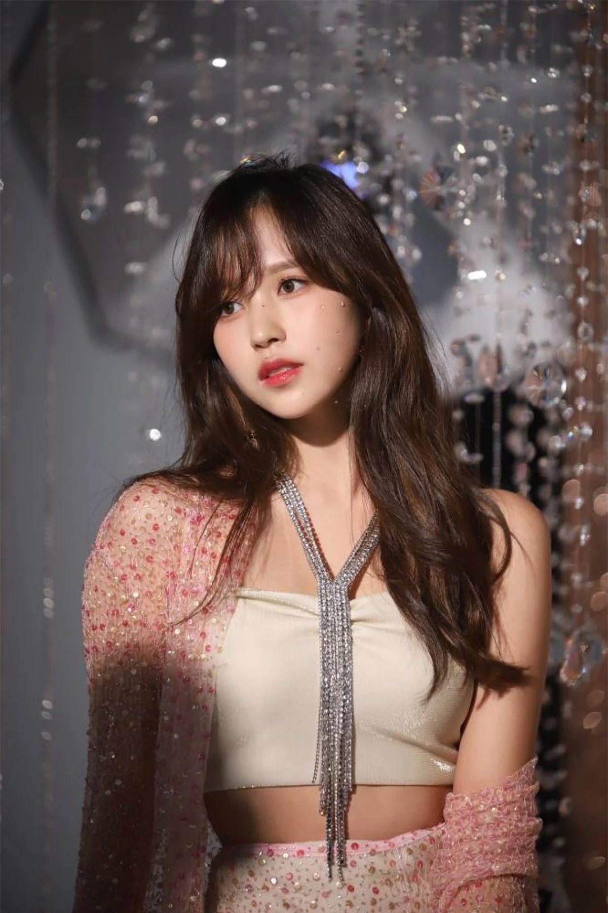 Mina (Twice) thường được người hâm mộ gọi là "công chúa". Nguồn: JYP Entertainment