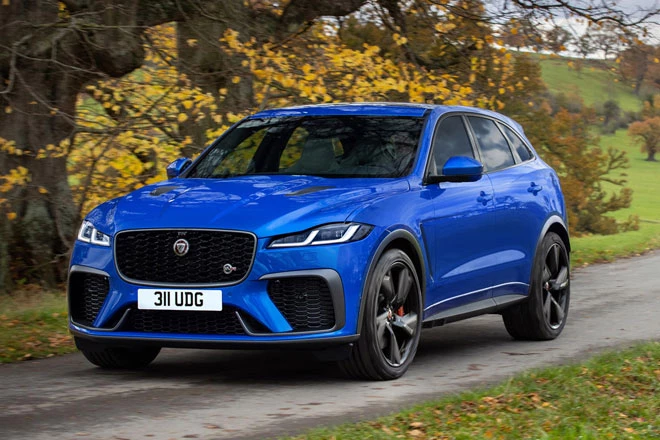 6. Jaguar F-Pace SVR.