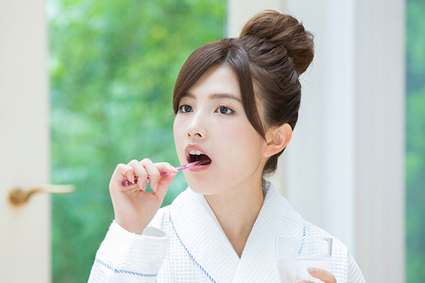 Đánh răng sau bữa ăn và 6 sai lầm phổ biến