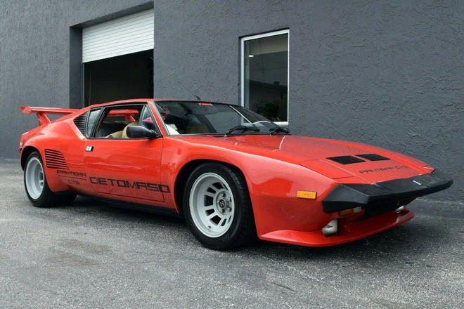 1. De Tomaso Pantera.