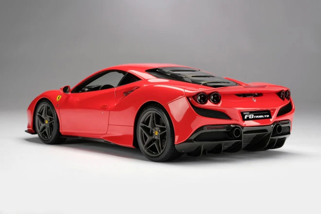 2. Ferrari F8 Tributo.