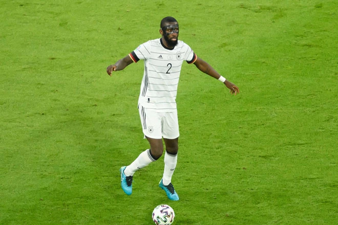 Hậu vệ: Antonio Rudiger (Đức).