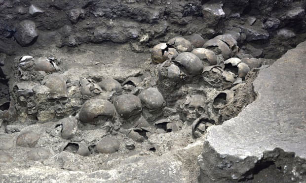 Phát hiện đoạn di tích mới của tháp sọ người ở Mexico