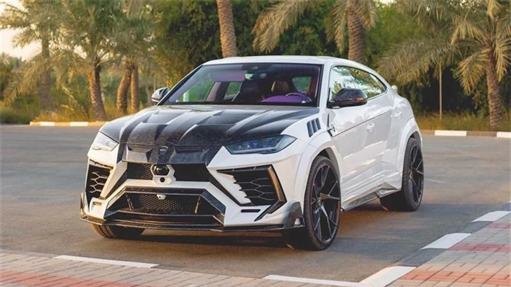 Ngắm nội thất màu tím mộng mơ trên siêu SUV Lamborghini URUS - 7