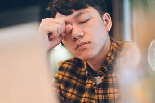 Đưa vợ sắp cưới đi mua sắm, nhìn cô ấy ngẩn ngơ ngắm đồ sơ sinh mà tôi khổ tâm, song chẳng dám nói ra bí mật khủng khiếp kia