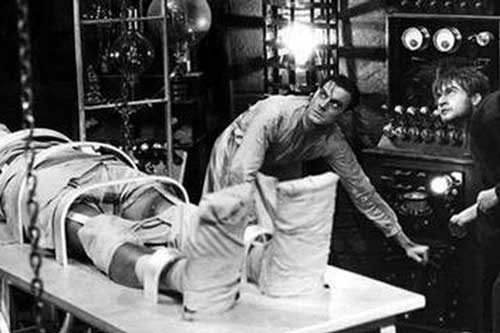 Thí nghiệm điên rồ nhất lịch sử khiến người chết “hồi sinh”, mở mắt bật dậy và cử động đi lại, đến hiện tại vẫn gây tranh cãi về độ quái đản