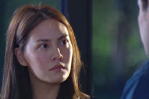 Vô tình nhặt được chiếc ví đầy tiền, tôi đã tìm gặp chủ nhân để trả, thế nhưng phản ứng của bạn trai làm tôi choáng váng