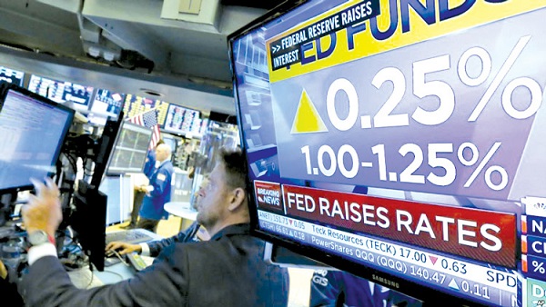 Các nước châu Á đối mặt với rủi ro bị rút vốn khi FED  tăng lãi suất