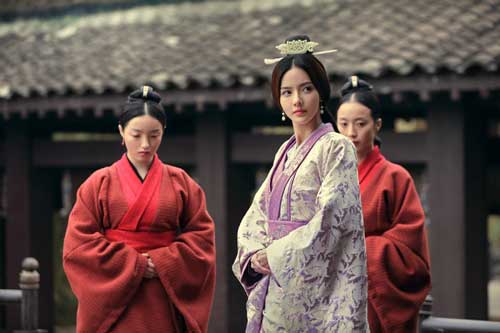 Tiểu thư khuê các một bước trở thành sủng phi, bị vu oan dùng "tà thuật" hại Hoàng đế nhưng nói đôi câu liền lật ngược tình thế