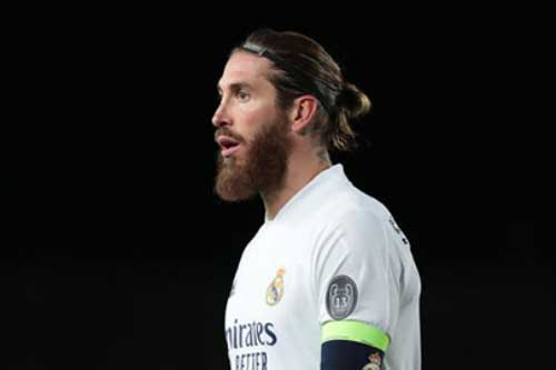 Mourinho khuyên Ramos nên tới Chelsea thay vì Man United