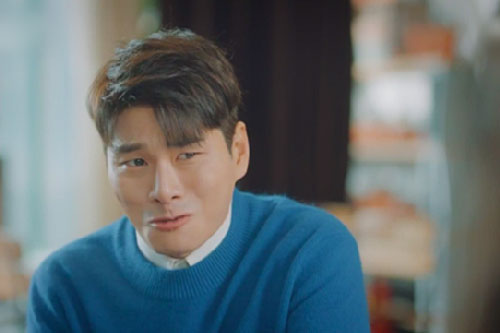 Bị vợ đánh vì tội ăn mỗi 1 bát cơm, nghi đi ăn với gái nên chê cơm cô ấy nấu