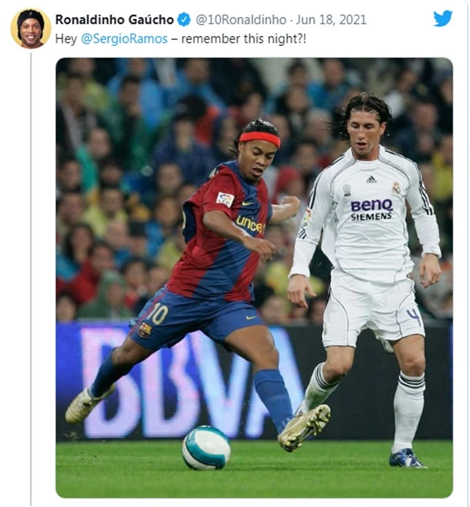 Ronaldinho châm chọc Ramos